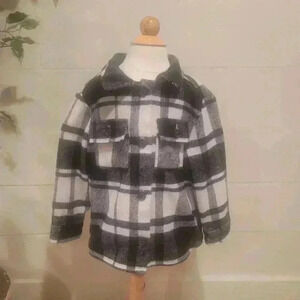 Old Navy Kids Size SMALL 6/7 Black White Buffalo Plaid Jacket